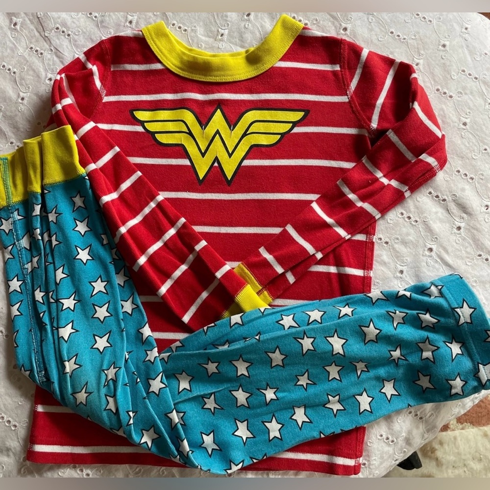 Hanna Andersson WW Long John Pjs Size 5